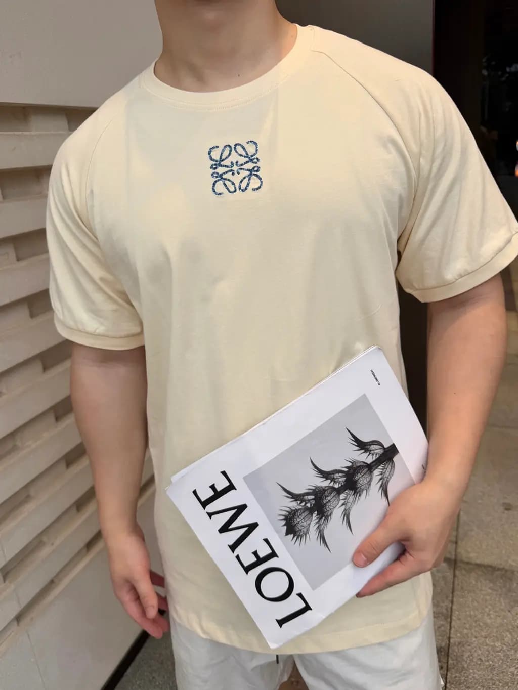 로에베 LOEWE 아나그램 자수 코튼 티셔츠 상세 이미지