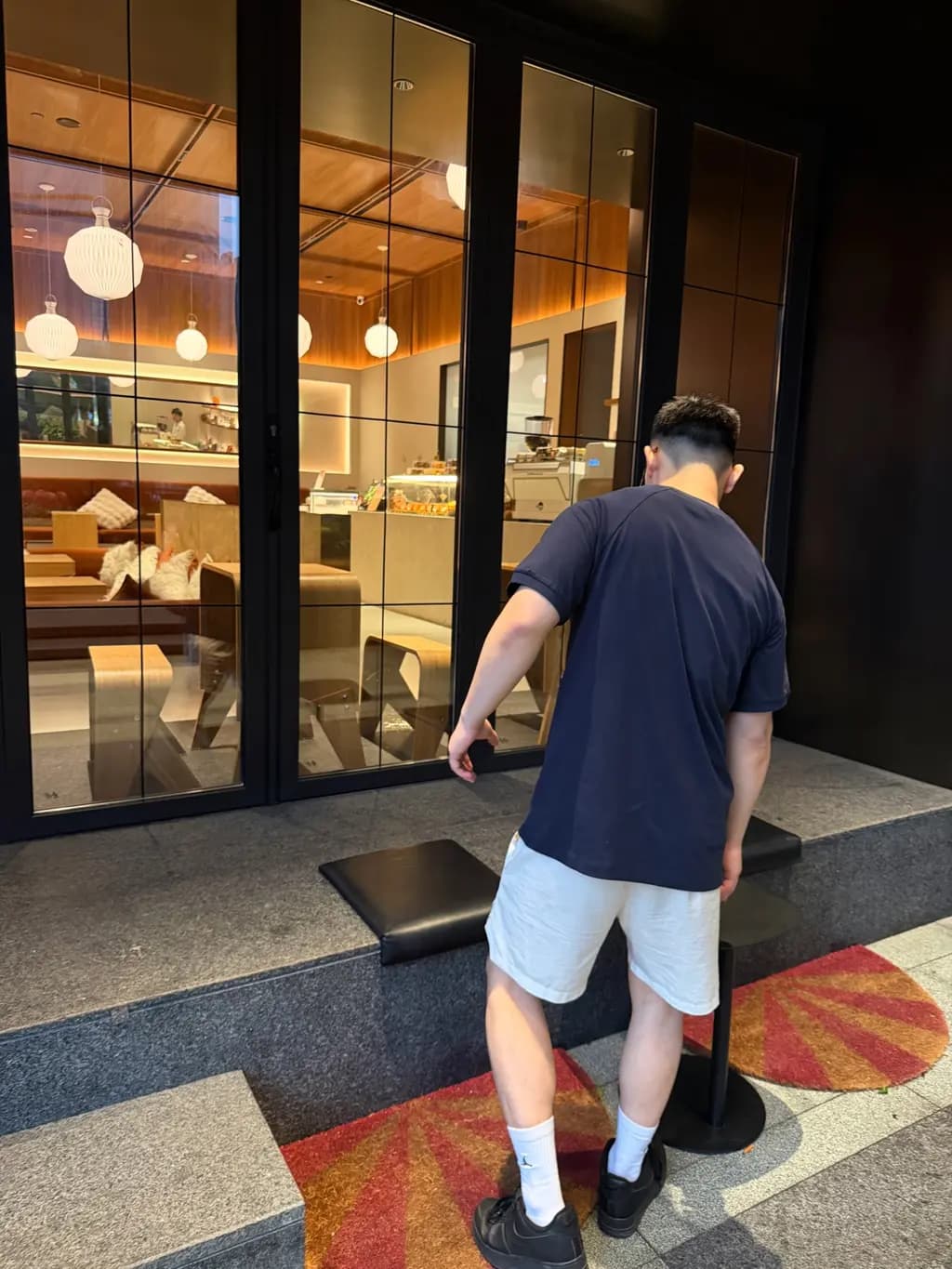 로에베 LOEWE 아나그램 자수 코튼 티셔츠 상세 이미지