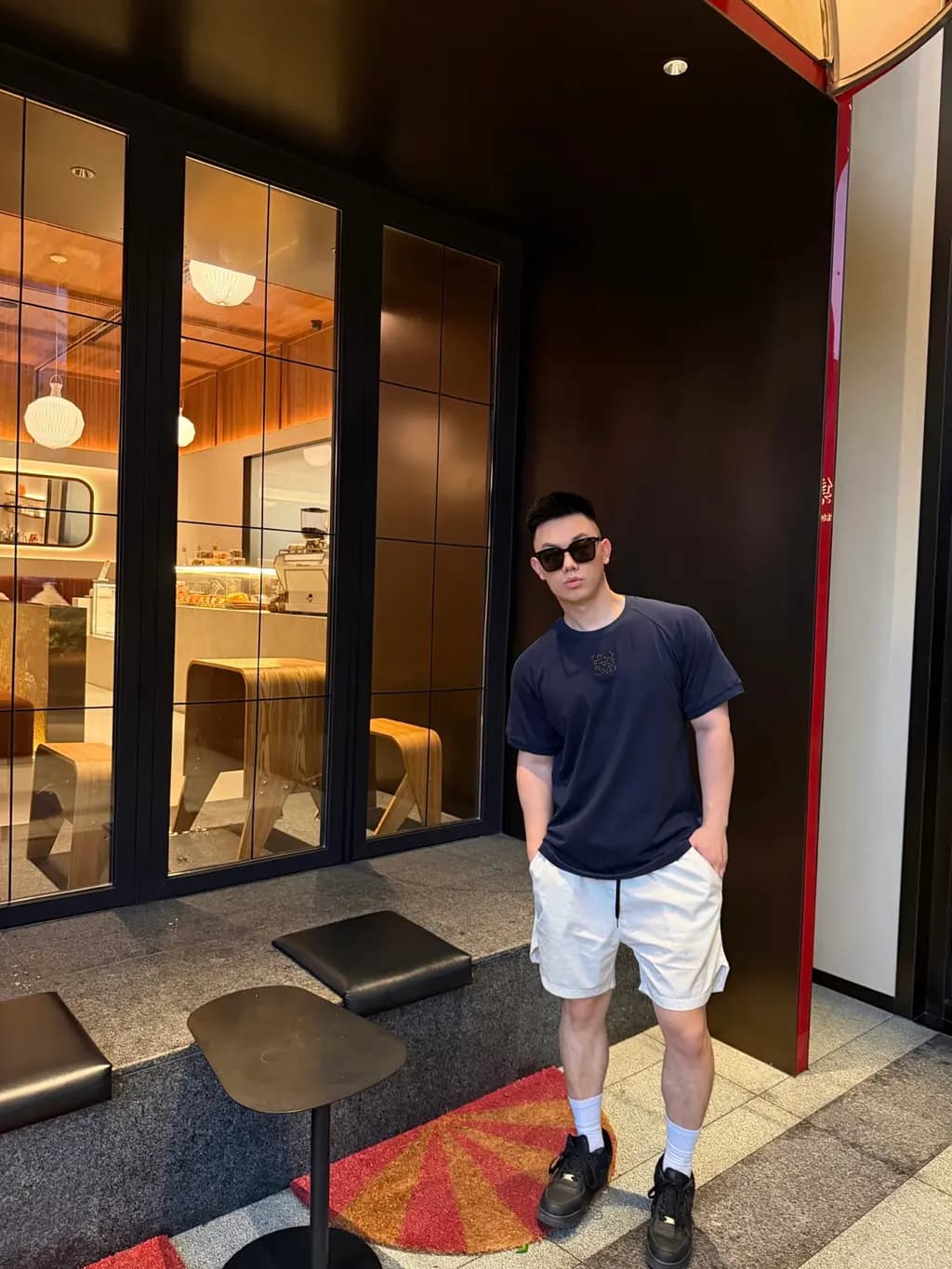 로에베 LOEWE 아나그램 자수 코튼 티셔츠 상세 이미지