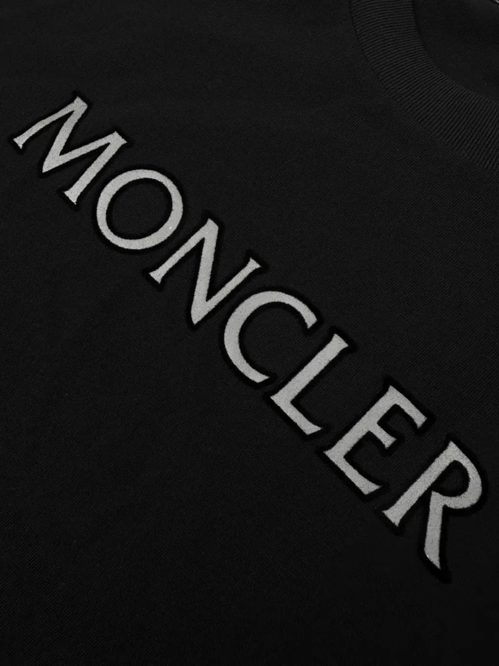 몽클레어 MONCLER 시그니처 로고 반팔 티셔츠 상세 이미지