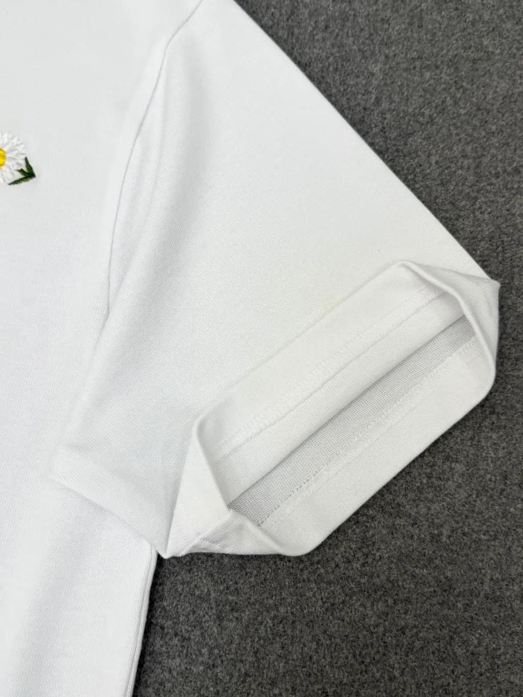 디올 DIOR 마르그리트 데이지 자수 티셔츠 상세 이미지