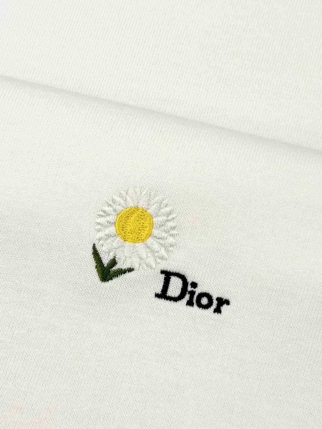 디올 DIOR 마르그리트 데이지 자수 티셔츠 상세 이미지