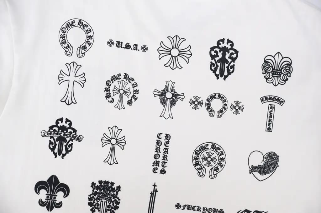 크롬하츠 CHROME HEARTS 올오버 프린트 그래픽 반팔 티셔츠 상세 이미지
