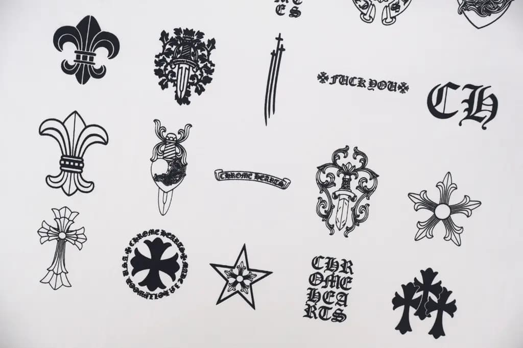 크롬하츠 CHROME HEARTS 올오버 프린트 그래픽 반팔 티셔츠 상세 이미지