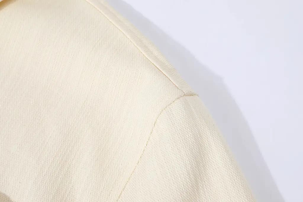 루이비통 LOUIS VUITTON "LE MONDE EST À VOUS" 린넨 반팔 셔츠 상세 이미지