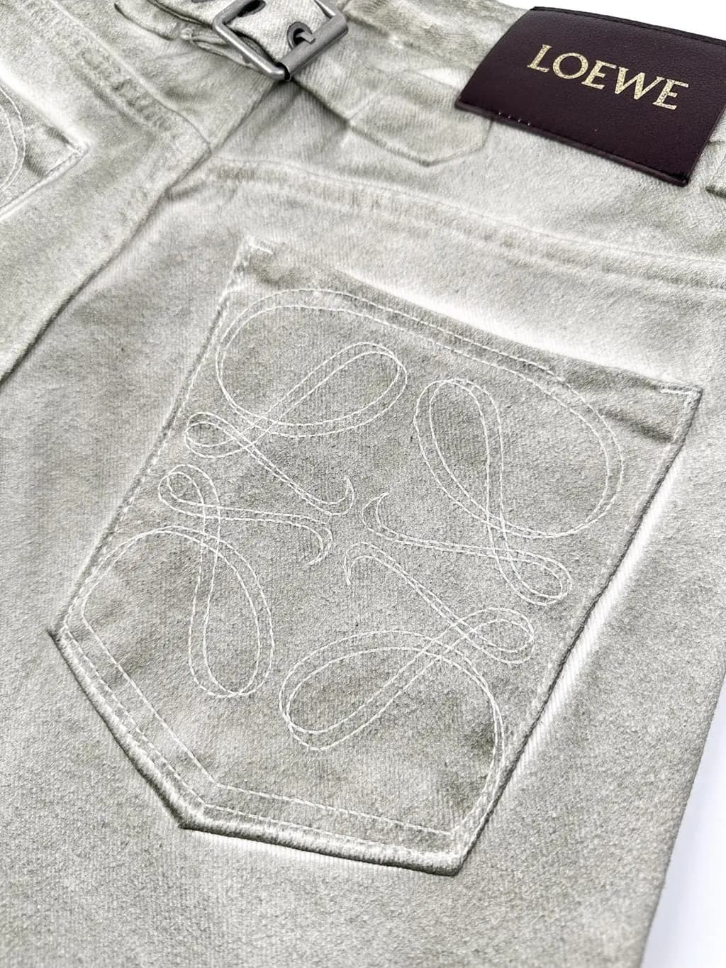 로에베 LOEWE 클라우드 다이 스모키 데님 팬츠 상세 이미지