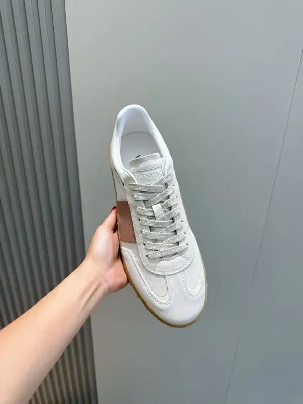 발렌티노 발렌티노 프리도트 스니커즈 상세 이미지