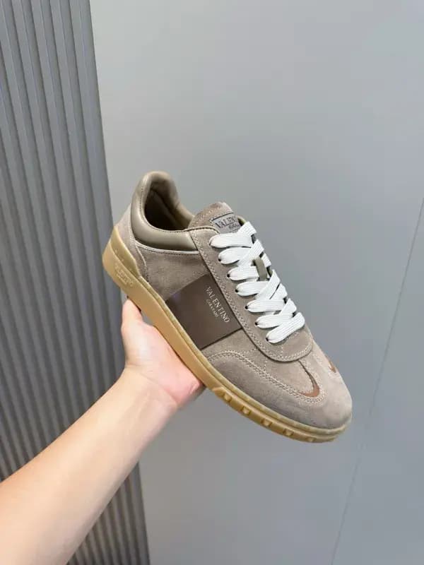 발렌티노 발렌티노 프리도트 스니커즈 상세 이미지