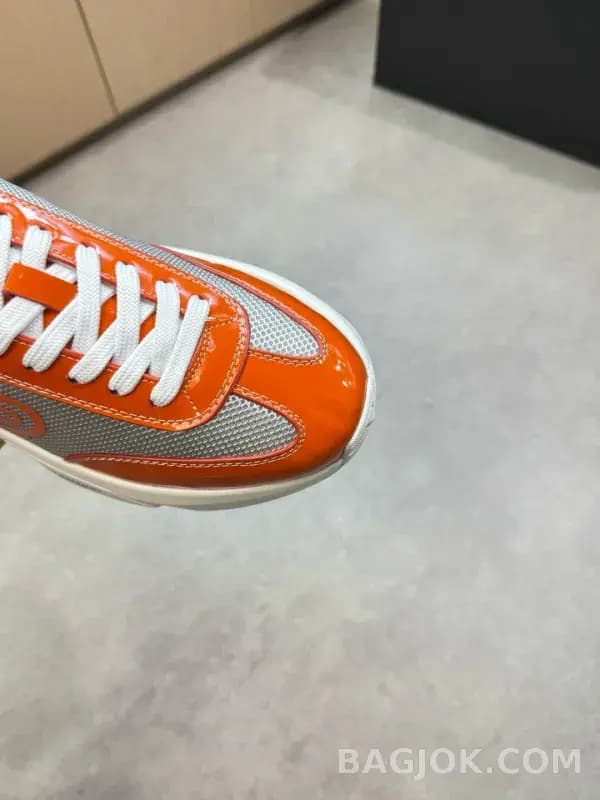 발렌티노 발렌티노 스니커즈 상세 이미지
