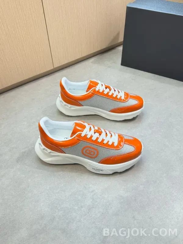 발렌티노 발렌티노 스니커즈 상세 이미지