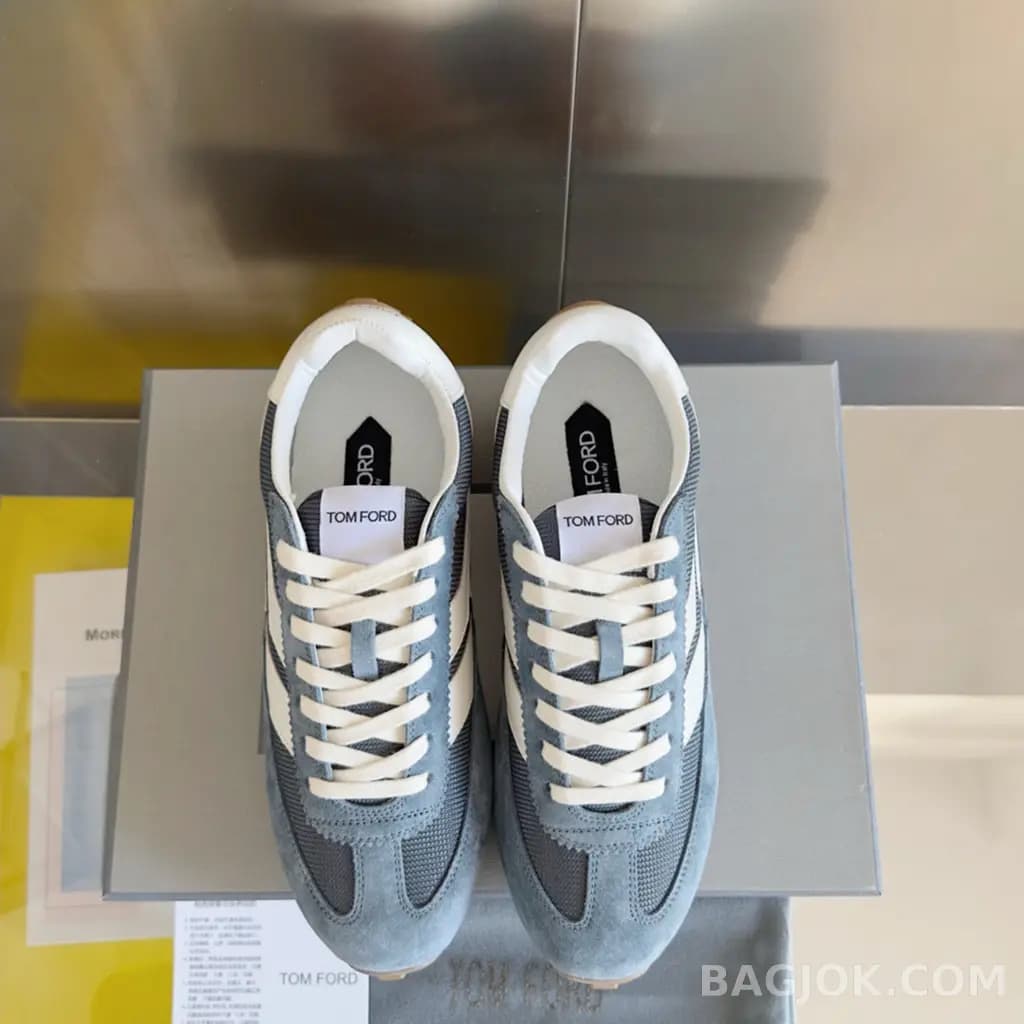 톰포드 톰포드 믹 스웨이드 로우탑 스니커즈 상세 이미지