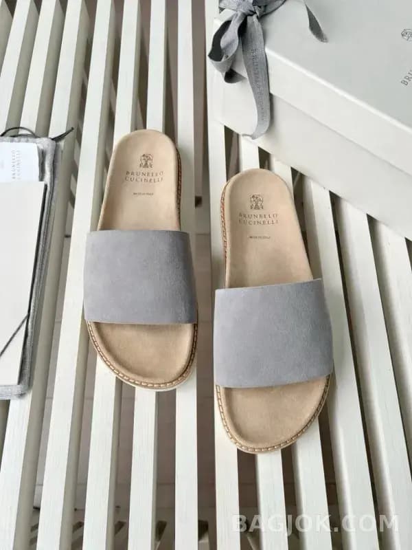 보스넬로쿠치넬리 보스넬로 쿠치넬리 스웨이드 원밴드 슬라이드 슬리퍼 상세 이미지