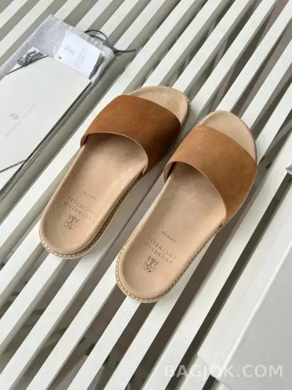 보스넬로쿠치넬리 보스넬로 쿠치넬리 스웨이드 원밴드 슬라이드 슬리퍼 상세 이미지