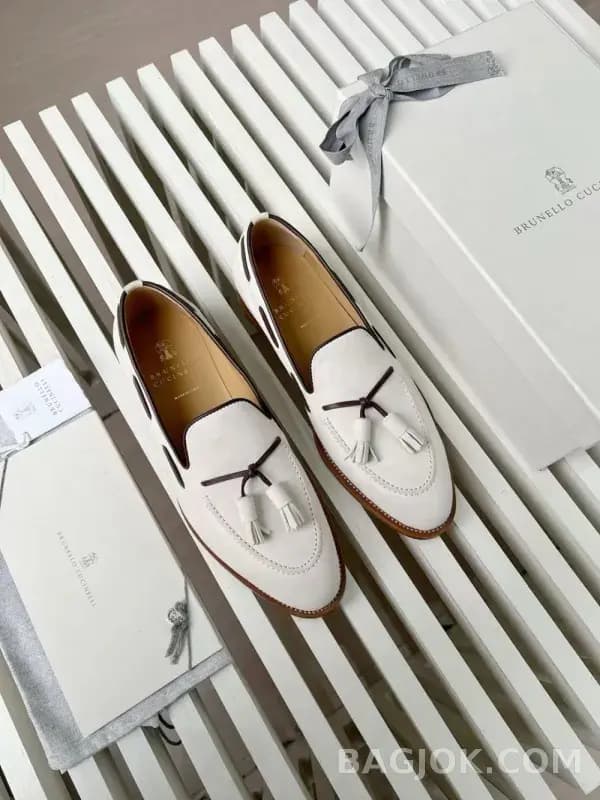 보스넬로쿠치넬리 보스넬로 쿠치넬리 태슬 로퍼 상세 이미지