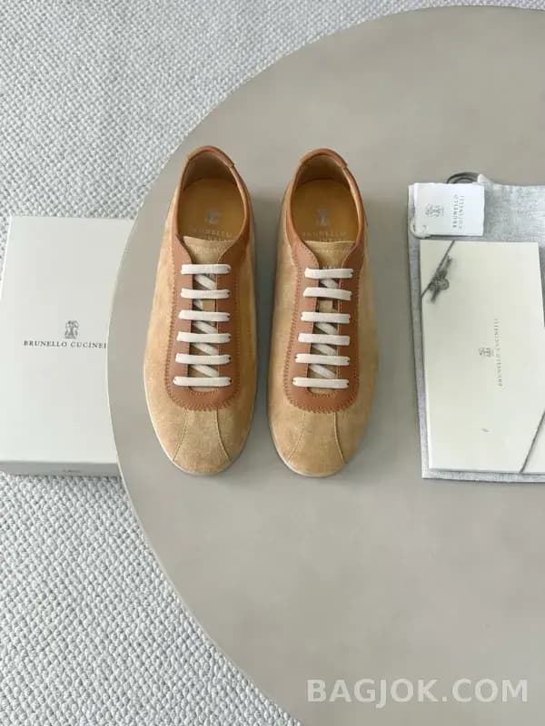 보스넬로쿠치넬리 보스넬로 쿠치넬리 클래식 스웨이드 스니커즈 상세 이미지