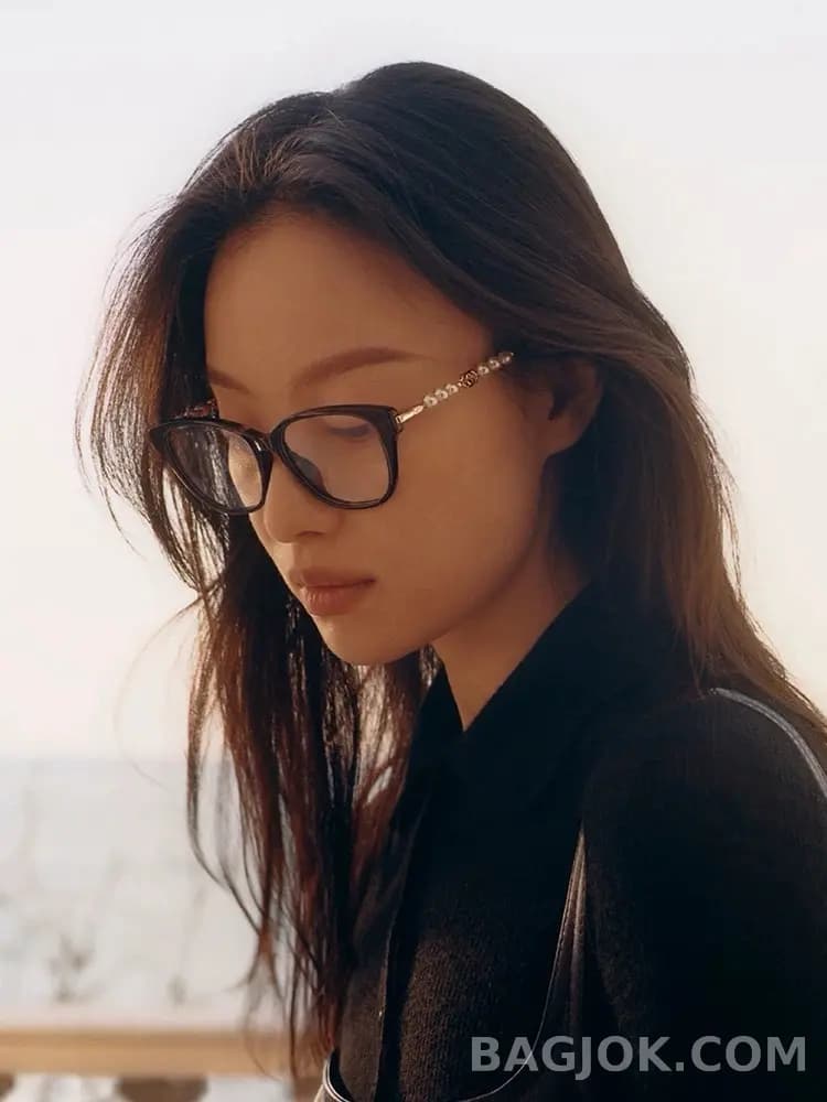 구찌 GUCCI Pearl Interlocking GG Square Cat-Eye 안경 상세 이미지