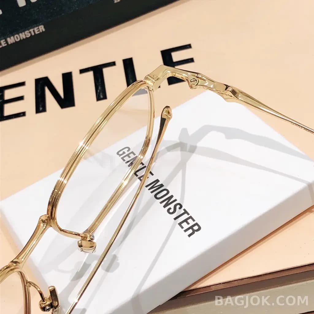 젠틀 몬스터 GENTLE MONSTER ABA Bold Square 안경 상세 이미지