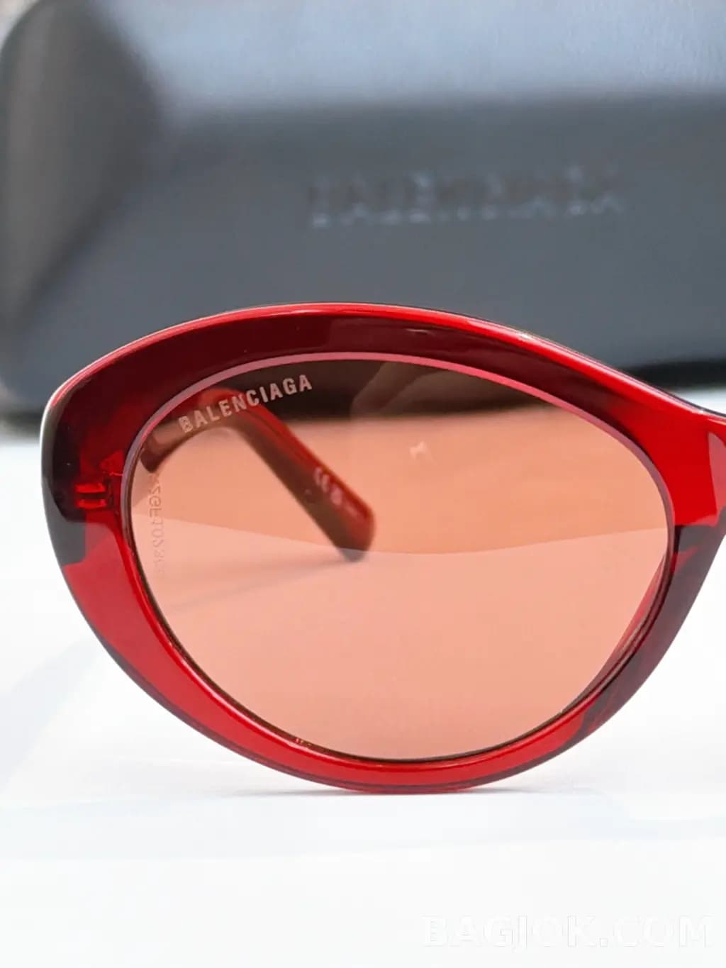 발렌시아가 BALENCIAGA Oval Cat-Eye Sunglasses 상세 이미지