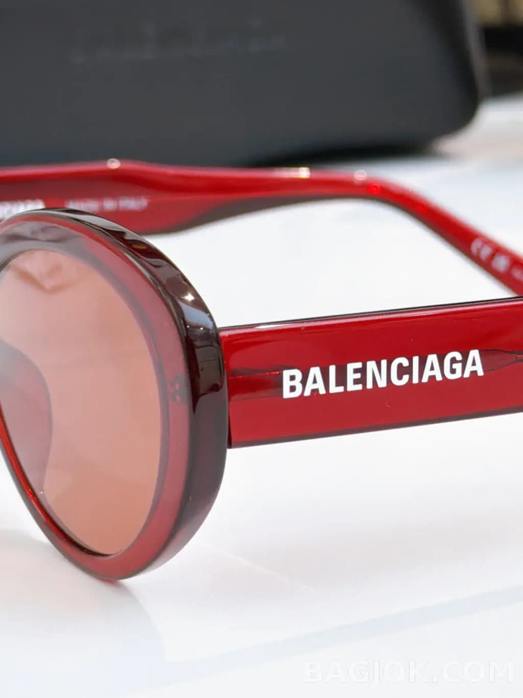 발렌시아가 BALENCIAGA Oval Cat-Eye Sunglasses 상세 이미지