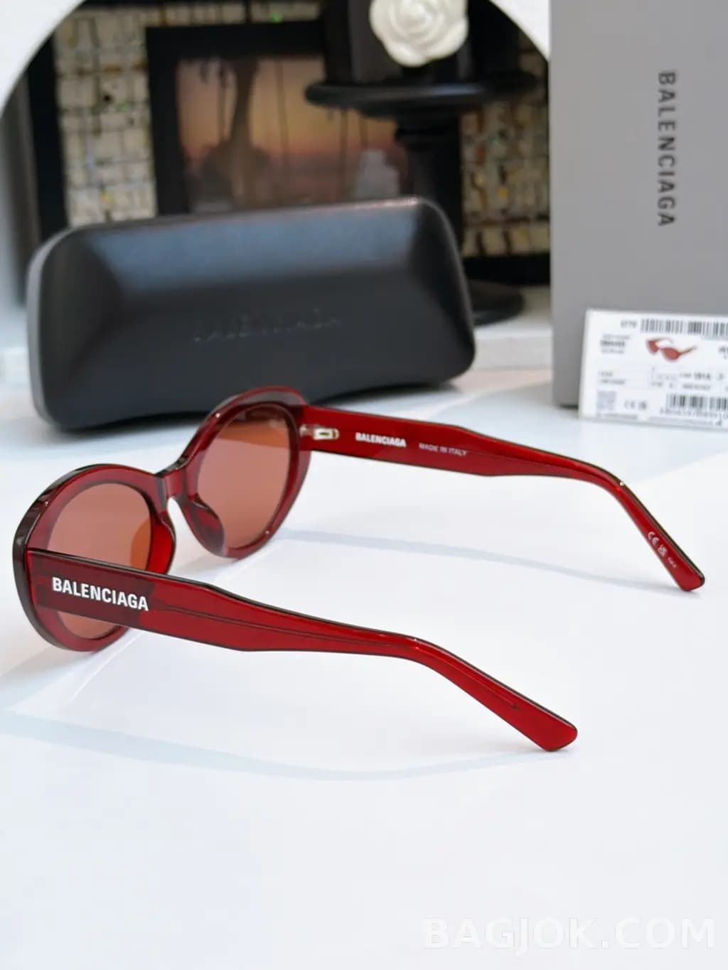 발렌시아가 BALENCIAGA Oval Cat-Eye Sunglasses 상세 이미지