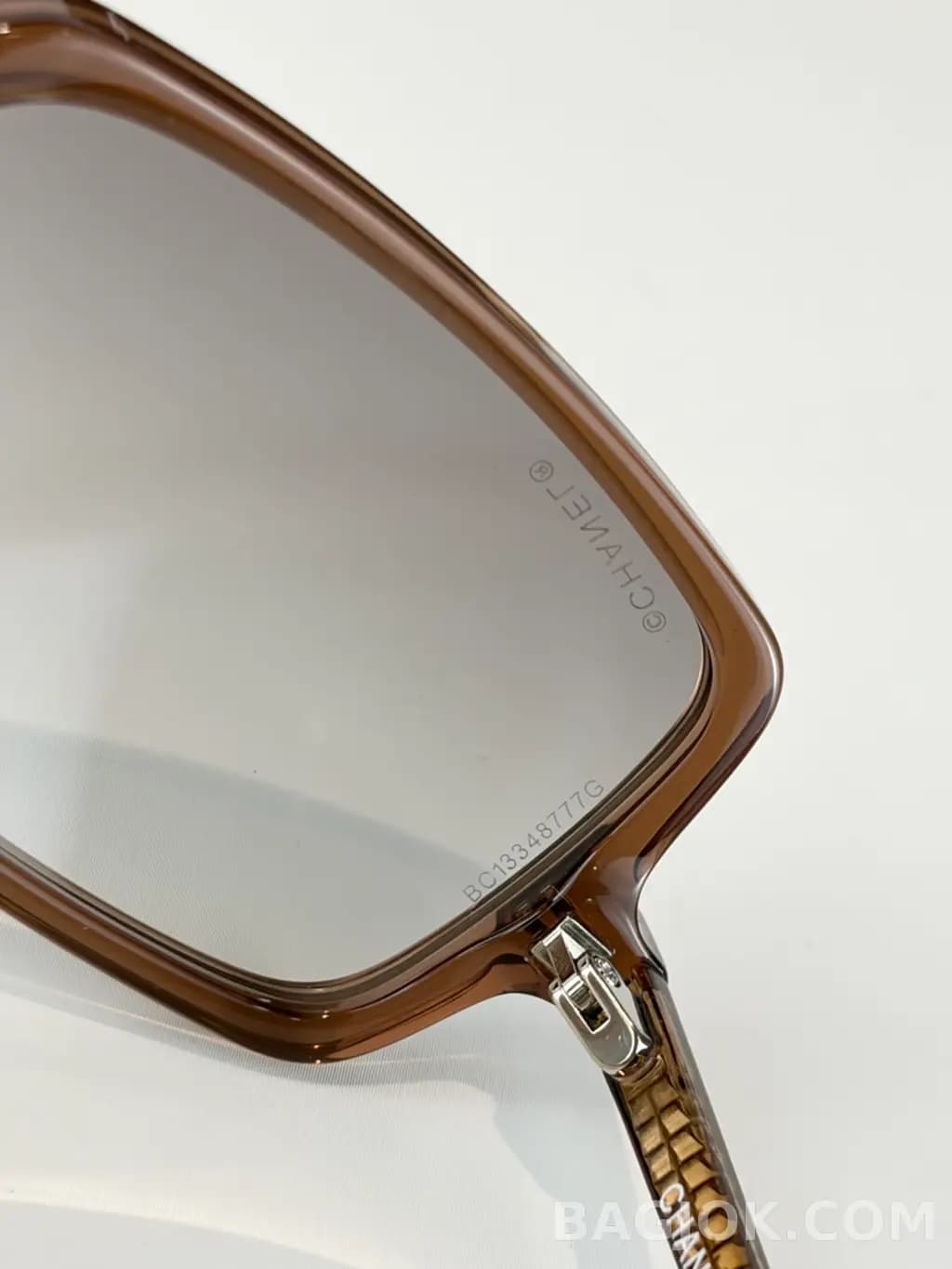 샤넬 CHANEL Square Acetate Sunglasses 상세 이미지