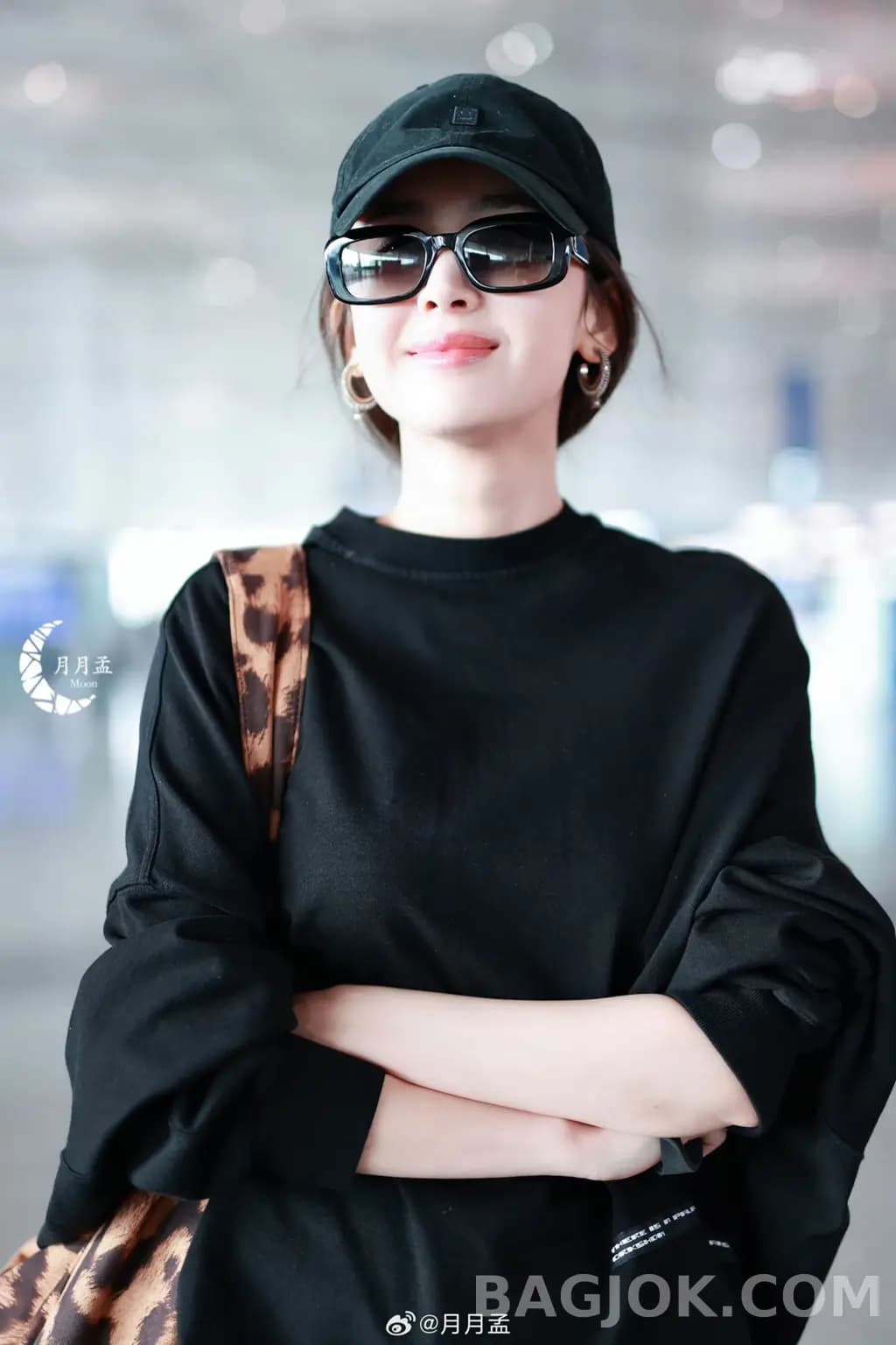 생로랑 SAINT LAURENT Rectangular Tortoise Sunglasses 상세 이미지