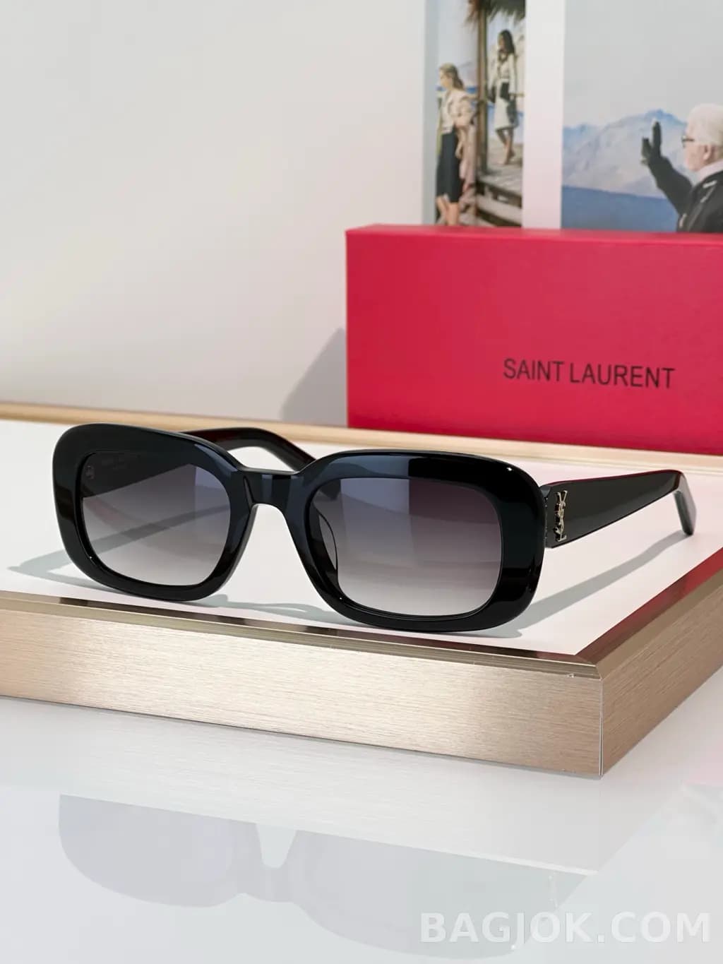 생로랑 SAINT LAURENT Rectangular Tortoise Sunglasses 상세 이미지