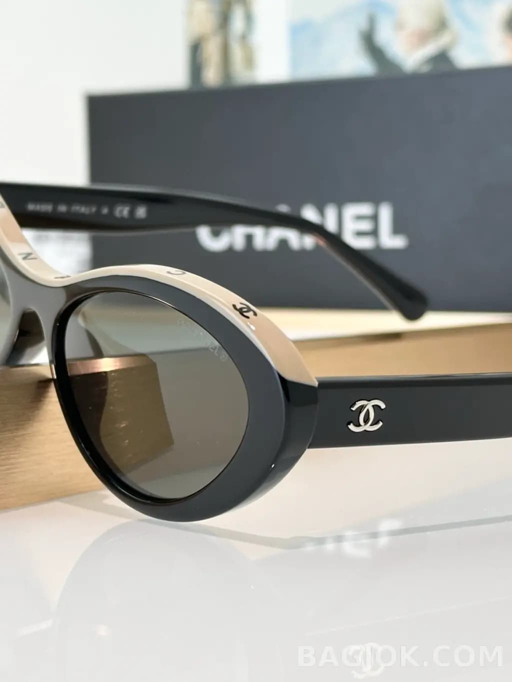 샤넬 CHANEL Cat-Eye Lettering Sunglasses 상세 이미지