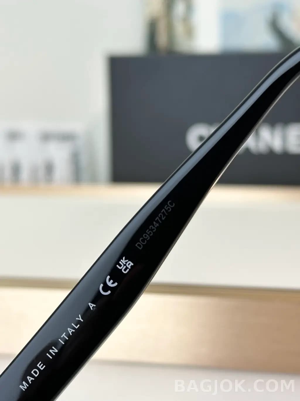 샤넬 CHANEL Cat-Eye Lettering Sunglasses 상세 이미지
