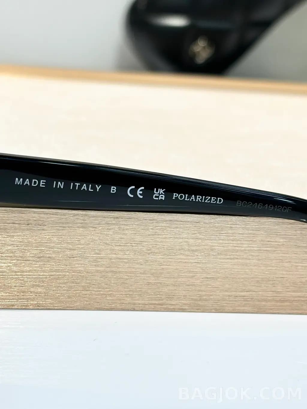 샤넬 CHANEL Rectangular Heart CC Sunglasses (CH5520) 상세 이미지