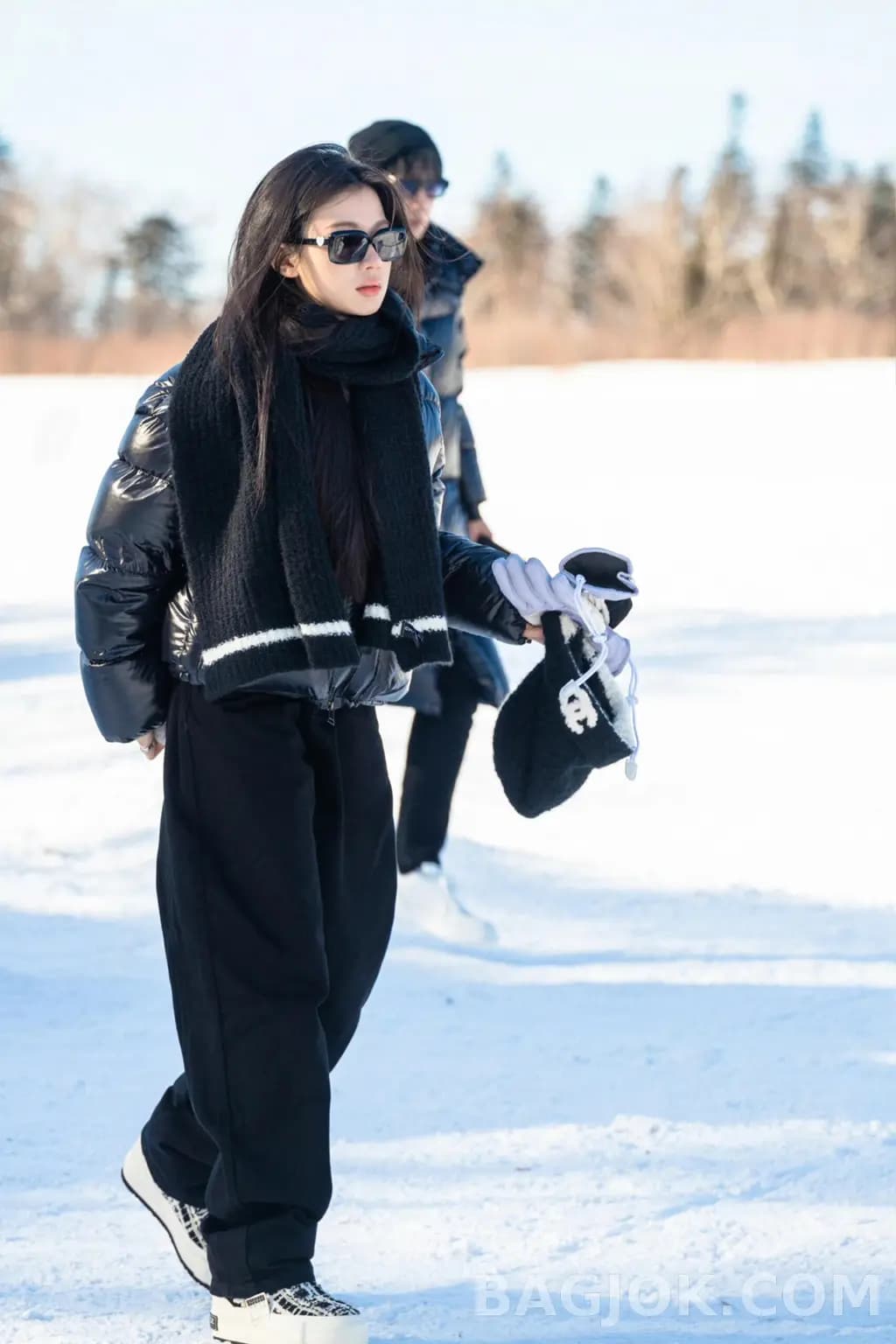 샤넬 CHANEL Rectangular Heart CC Sunglasses (CH5520) 상세 이미지