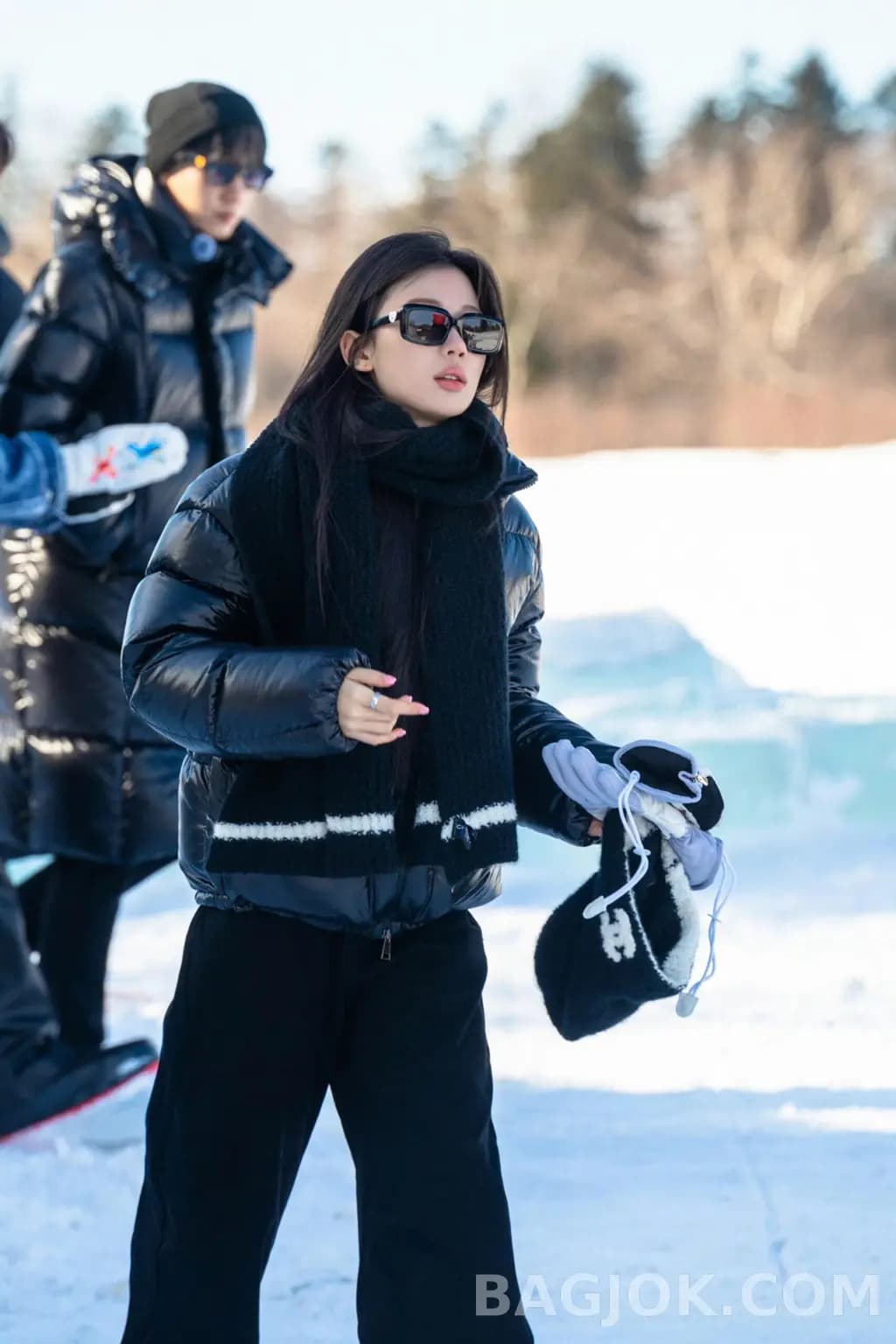 샤넬 CHANEL Rectangular Heart CC Sunglasses (CH5520) 상세 이미지