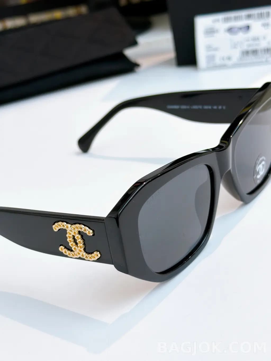샤넬 CHANEL CH5554 Rectangular Sunglasses 상세 이미지