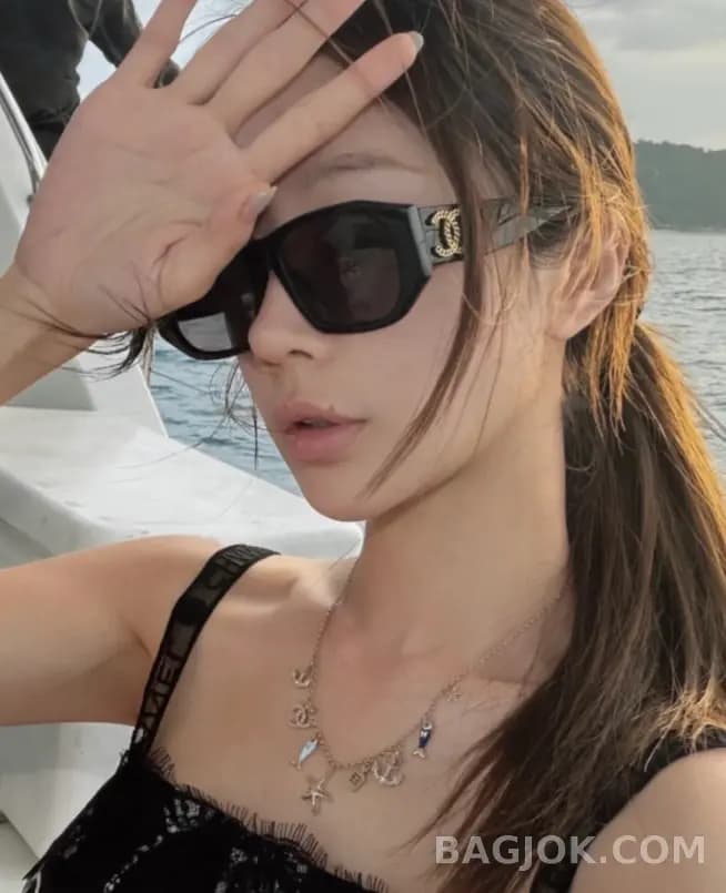 샤넬 CHANEL CH5554 Rectangular Sunglasses 상세 이미지