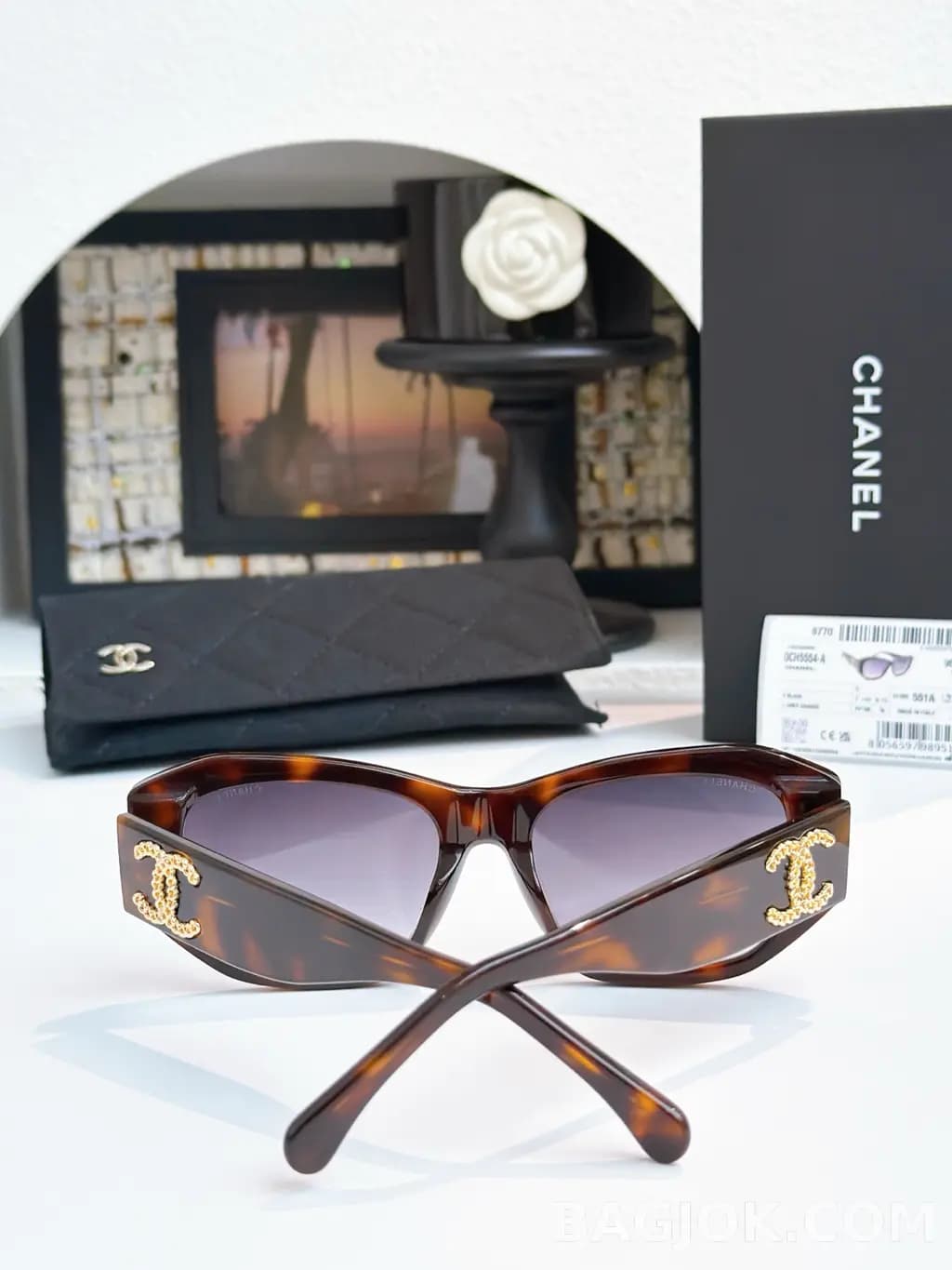 샤넬 CHANEL CH5554 Rectangular Sunglasses 상세 이미지