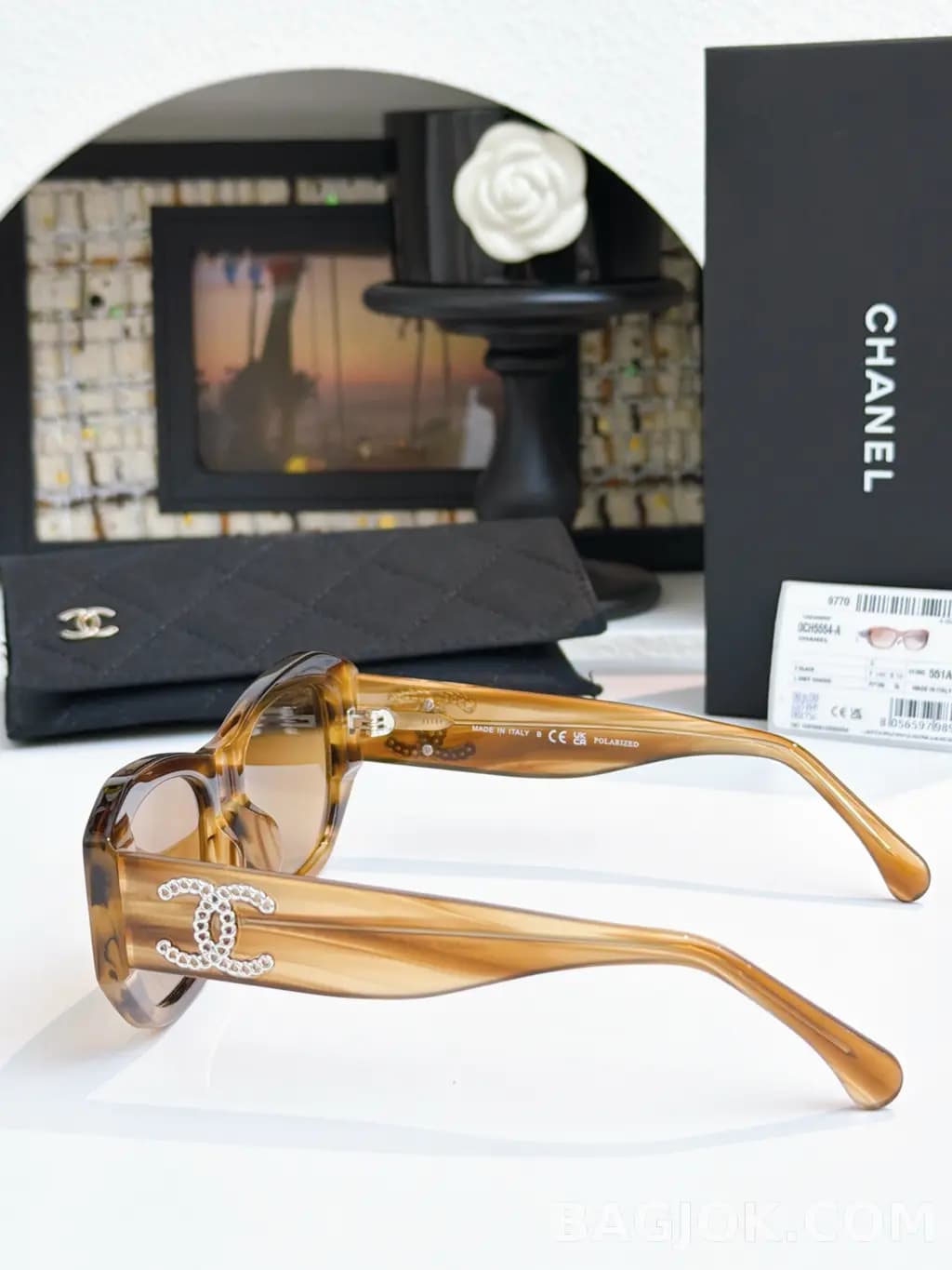 샤넬 CHANEL CH5554 Rectangular Sunglasses 상세 이미지