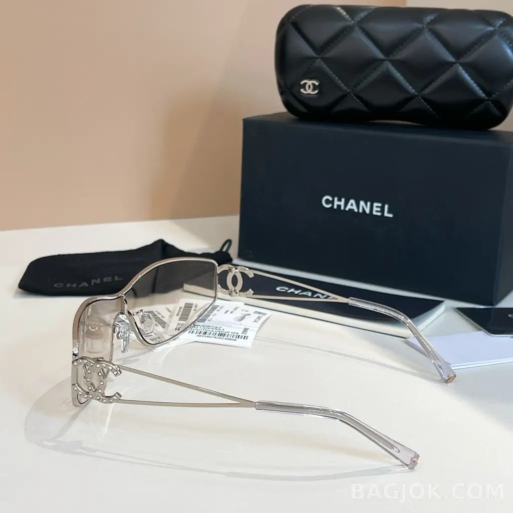 샤넬 CHANEL CH4073 Shield Sunglasses (Y2K Edition) 상세 이미지
