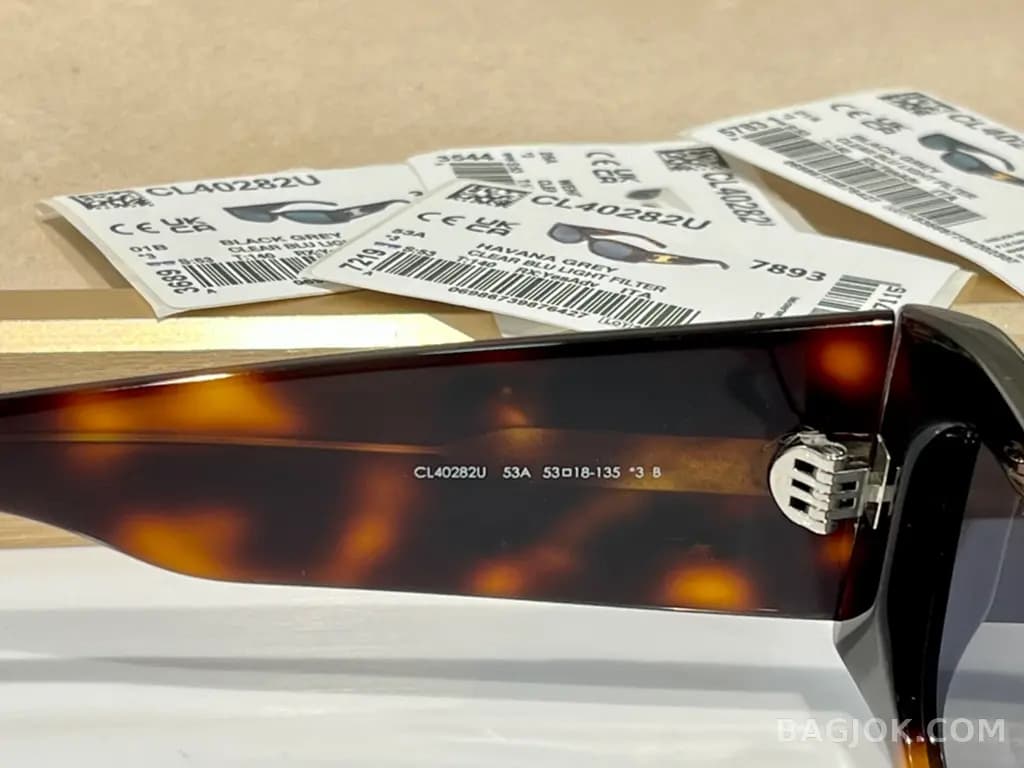 셀린느 CELINE CL40282U Triomphe Sunglasses 상세 이미지