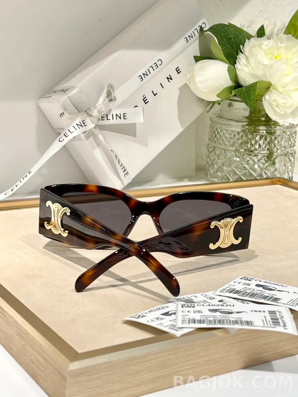 셀린느 CELINE CL40282U Triomphe Sunglasses 상세 이미지