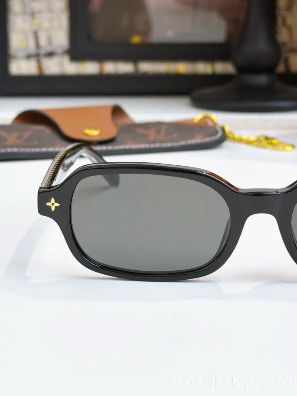 루이비통 LOUIS VUITTON Z3045W Sunglasses 상세 이미지