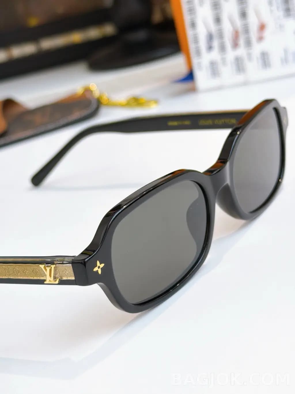 루이비통 LOUIS VUITTON Z3045W Sunglasses 상세 이미지