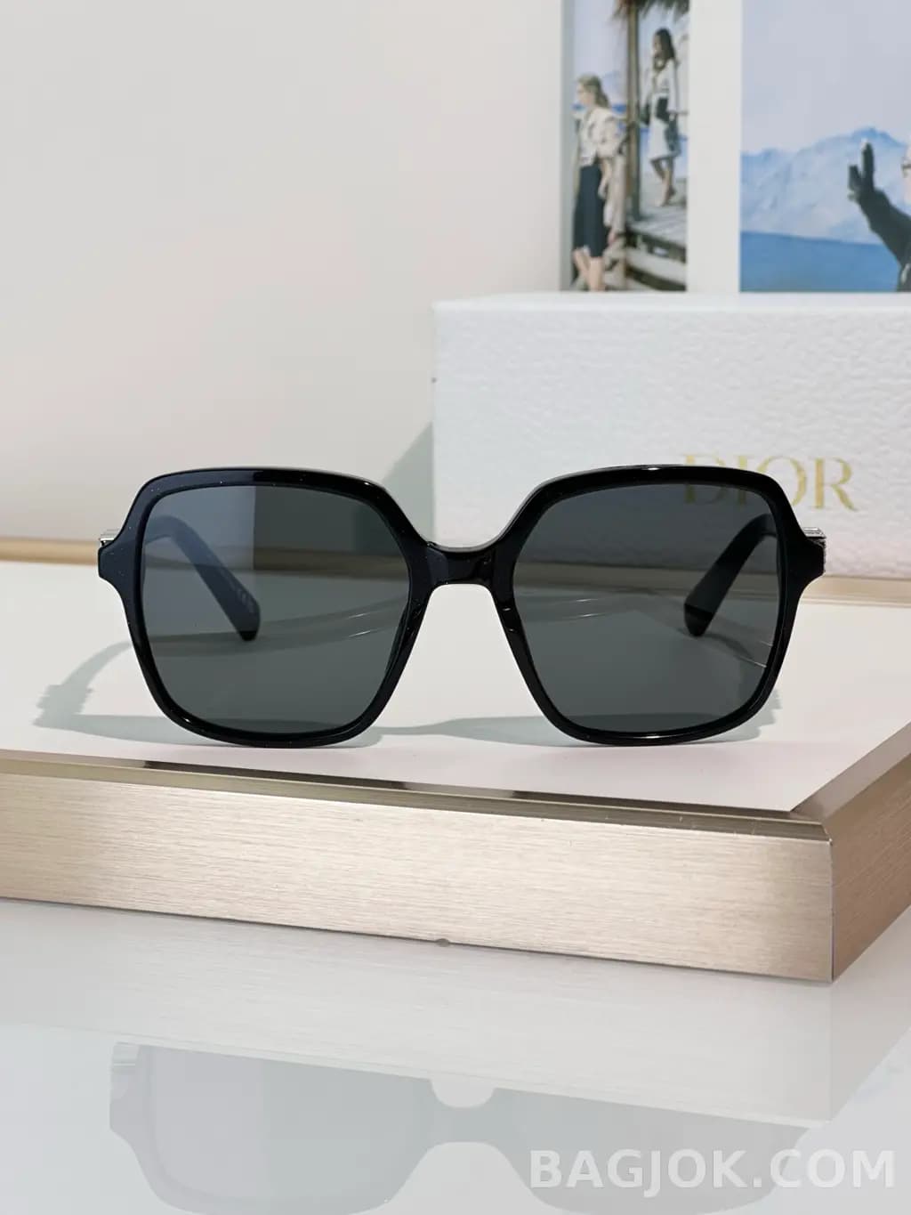 디올 DIOR Square Sunglasses(스와로브스키 디테일) 상세 이미지
