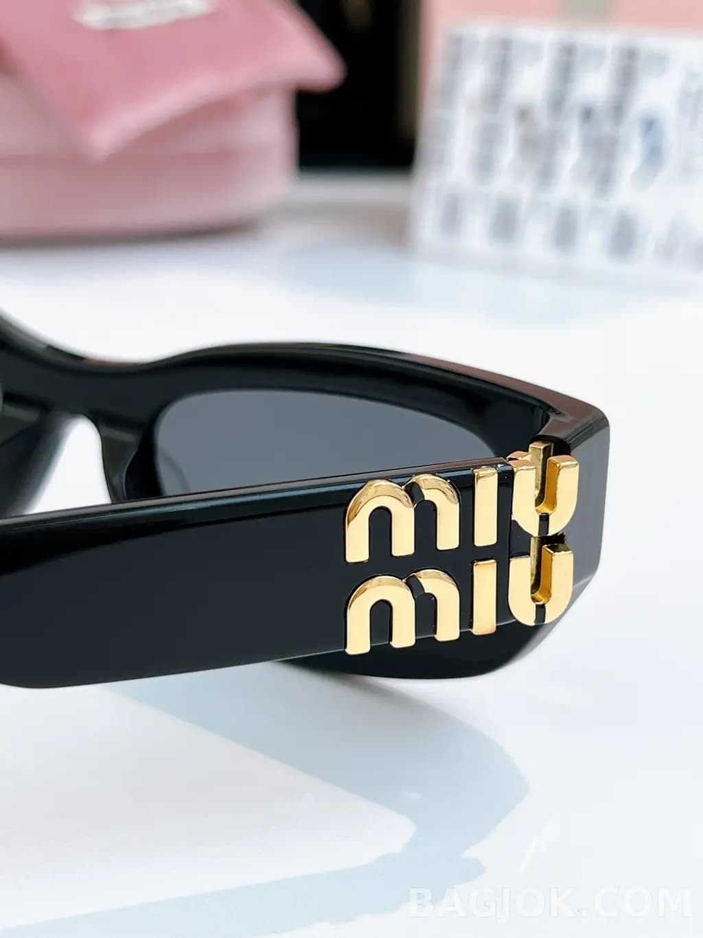 미우미우 MIU MIU SMU B04-F Sunglasses 상세 이미지
