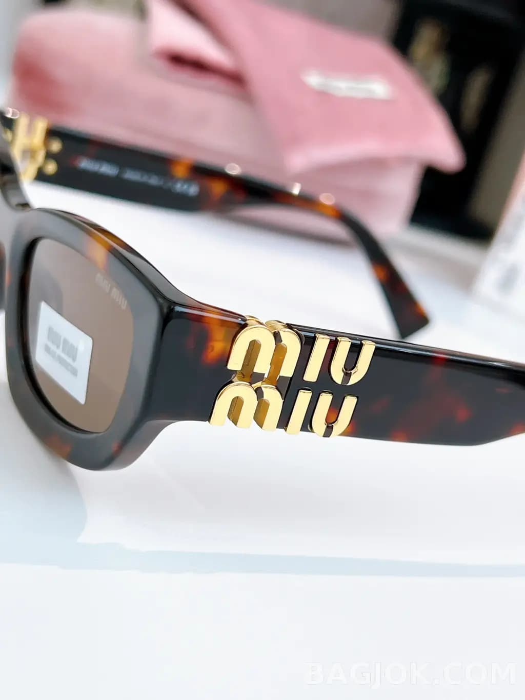 미우미우 MIU MIU SMU B04-F Sunglasses 상세 이미지