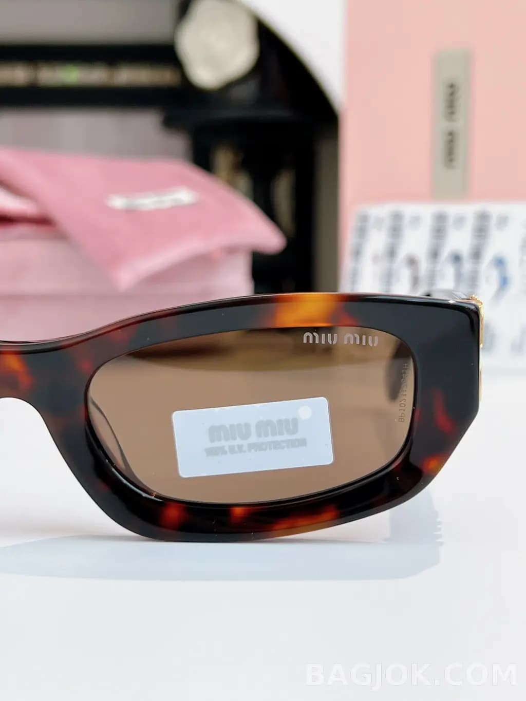 미우미우 MIU MIU SMU B04-F Sunglasses 상세 이미지