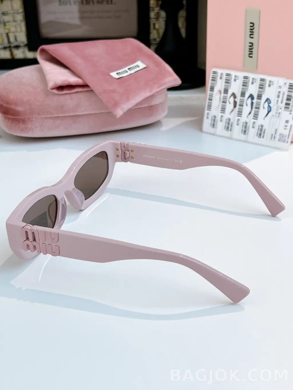 미우미우 MIU MIU SMU B04-F Sunglasses 상세 이미지