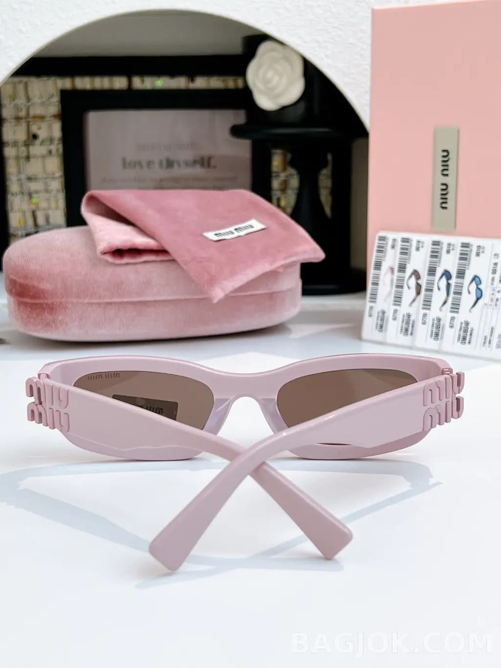 미우미우 MIU MIU SMU B04-F Sunglasses 상세 이미지