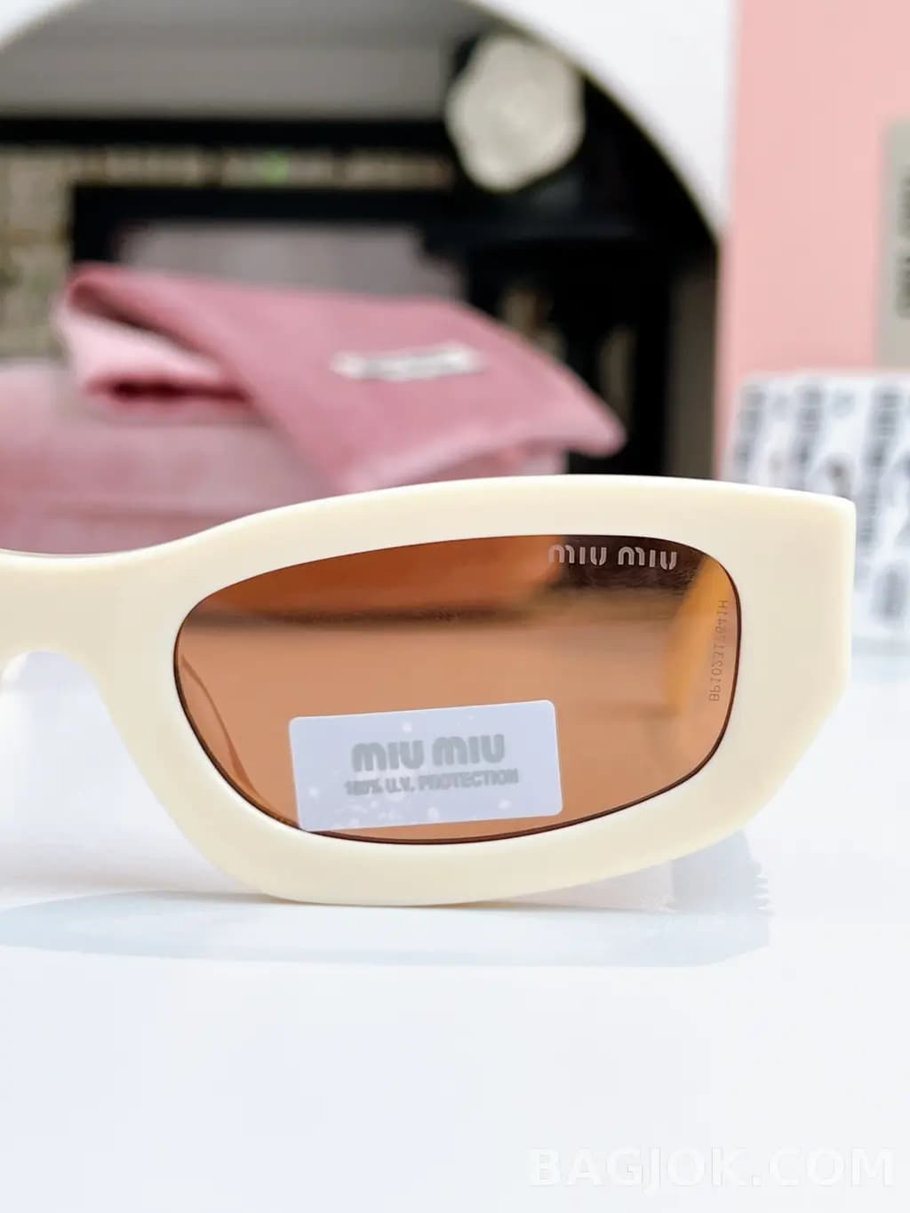 미우미우 MIU MIU SMU B04-F Sunglasses 상세 이미지