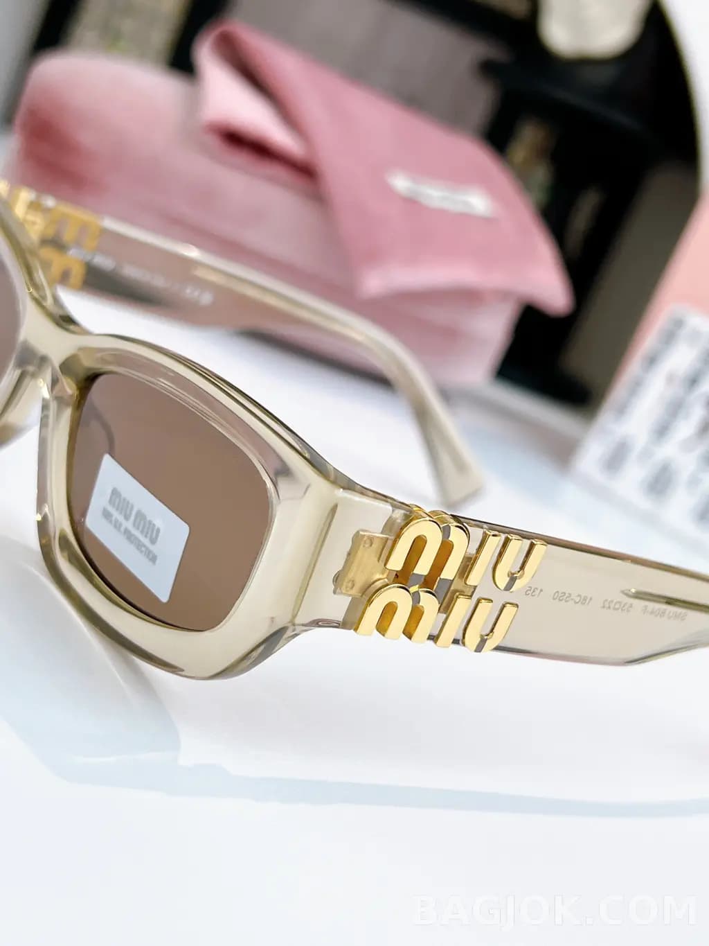미우미우 MIU MIU SMU B04-F Sunglasses 상세 이미지