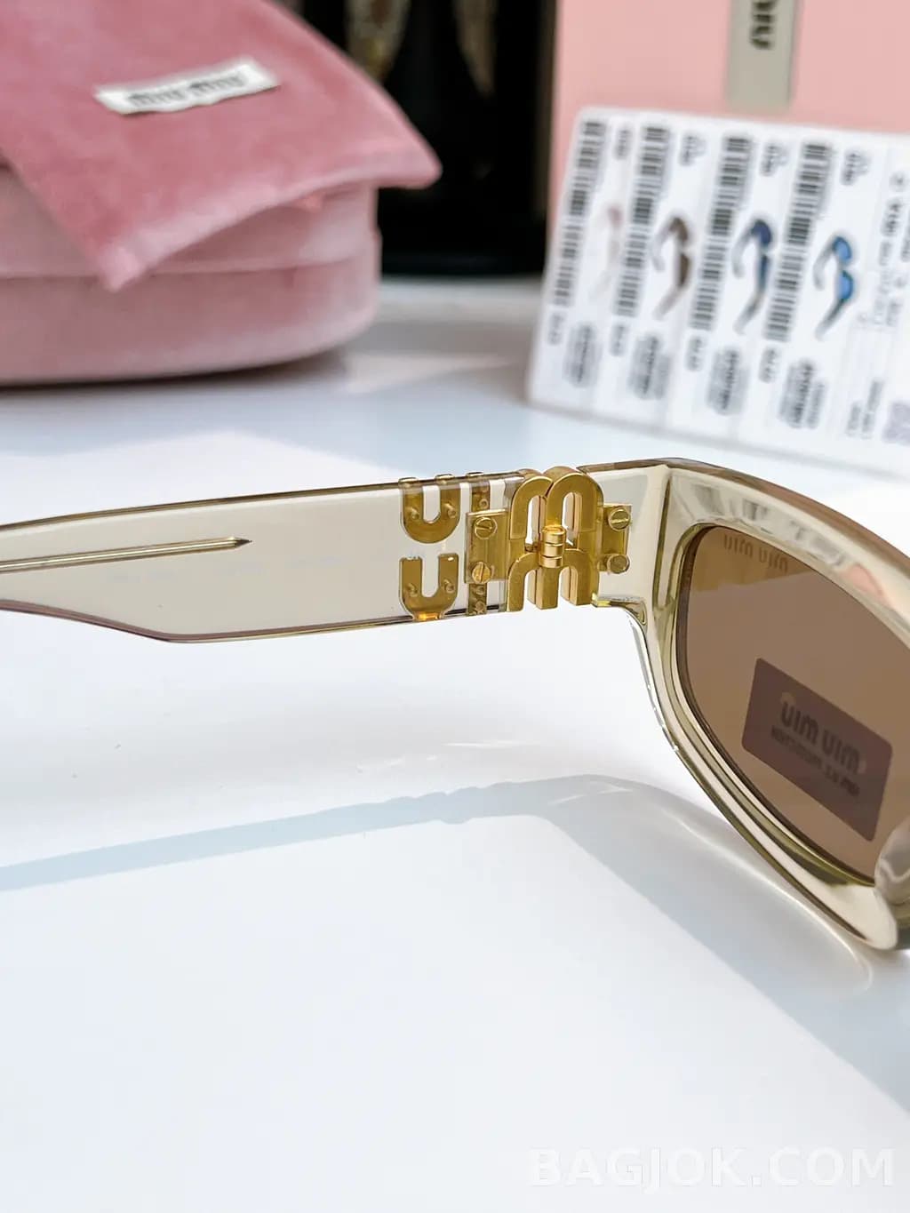 미우미우 MIU MIU SMU B04-F Sunglasses 상세 이미지